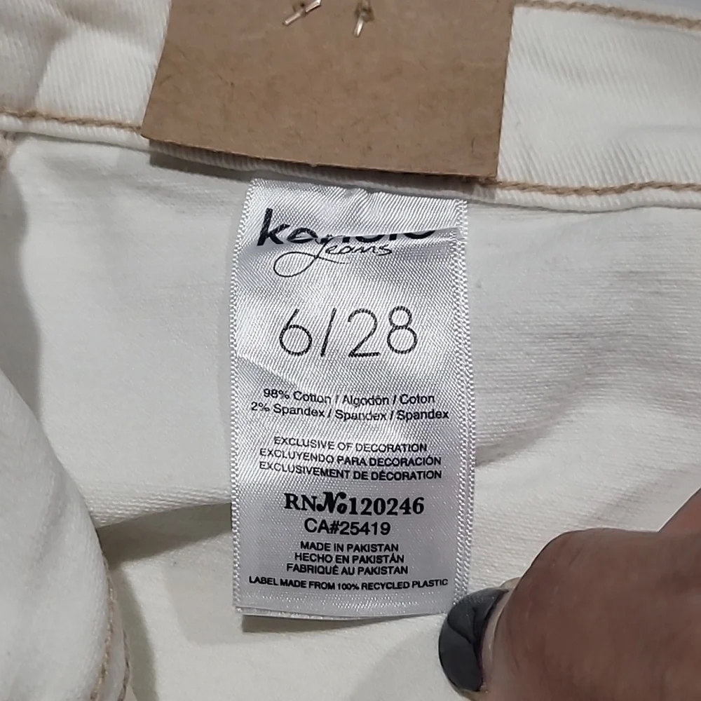 Kensie White Button-Front Skirt